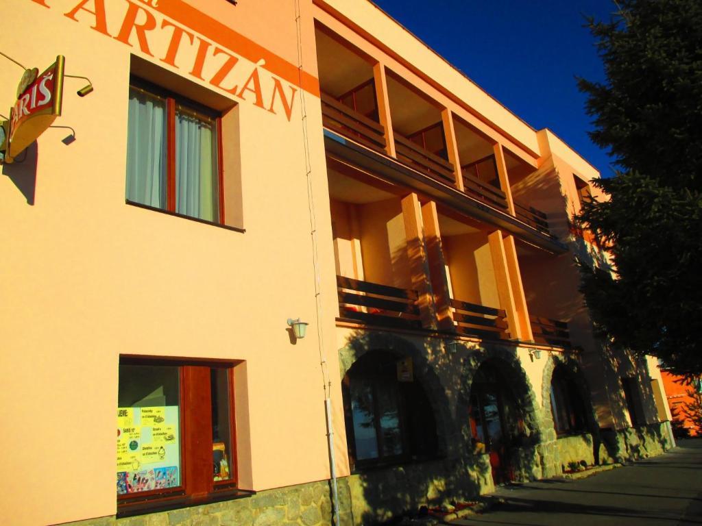 Penzion Partizan Vysoké Tatry Exterior foto